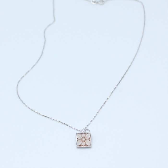 Square Flower - Collana cammeo