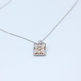 Square Flower - Collana cammeo